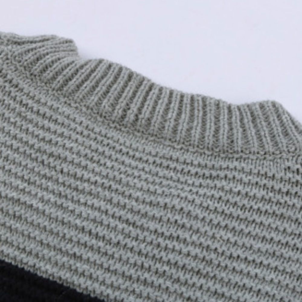 Button Detail Colorblock Sweater - Picture 8 of 9